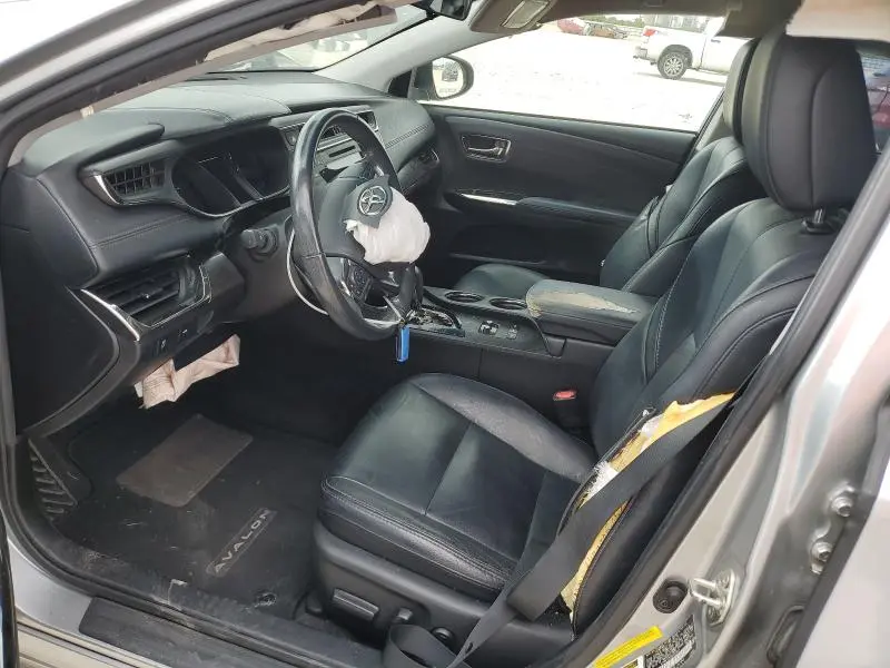 2016 TOYOTA AVALON XLE  