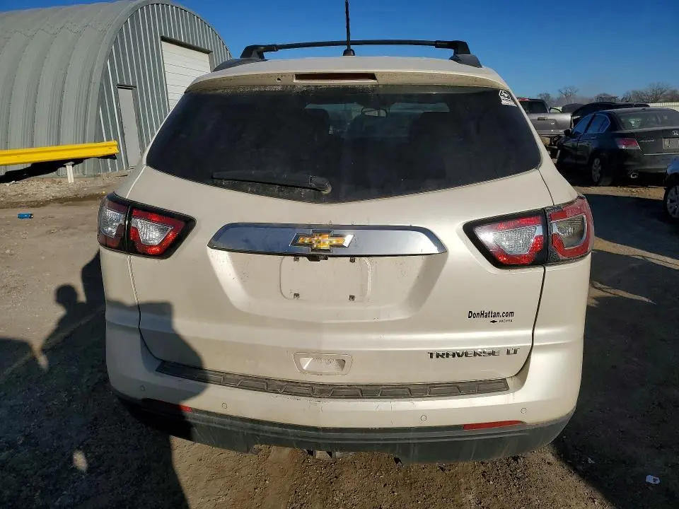 2014 CHEVROLET TRAVERSE LT  