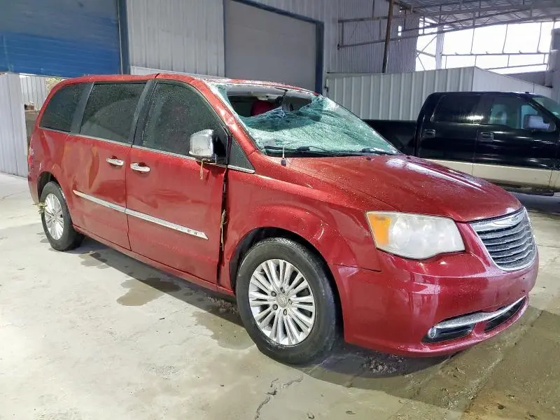 2013 CHRYSLER TOWN & COUNTRY TOURING L  