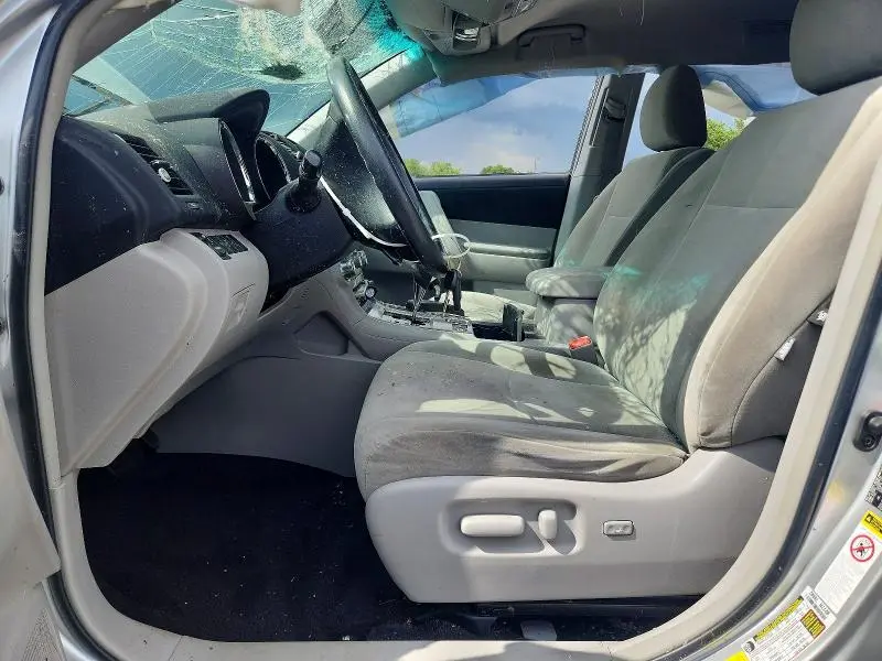 2012 TOYOTA HIGHLANDER BASE  