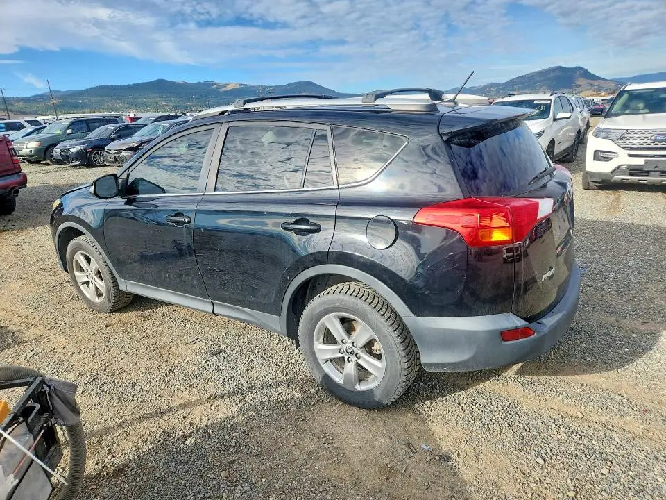 2015 TOYOTA RAV4 XLE  