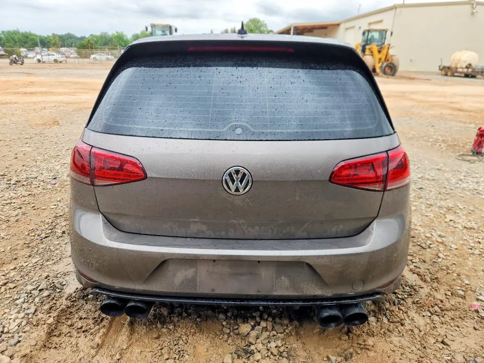 2016 VOLKSWAGEN GOLF R   