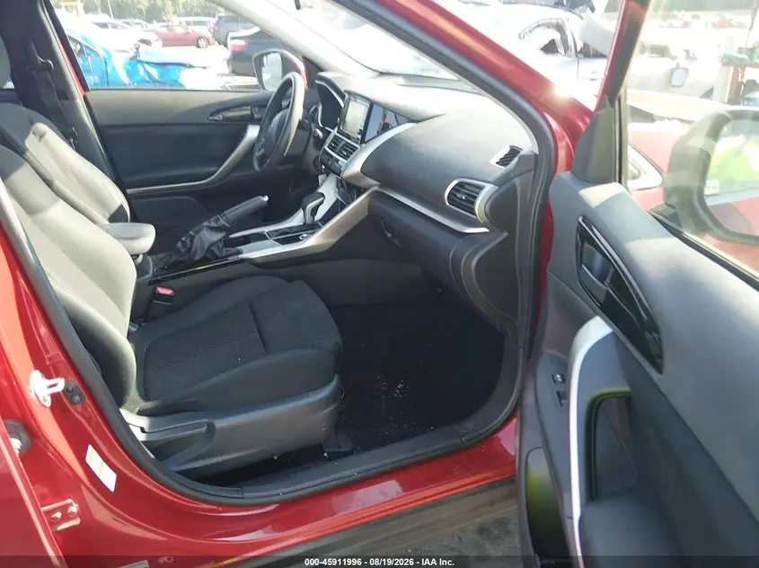 2019 MITSUBISHI ECLIPSE CROSS ES