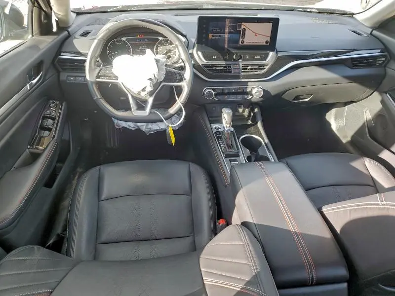 2024 NISSAN ALTIMA SR  