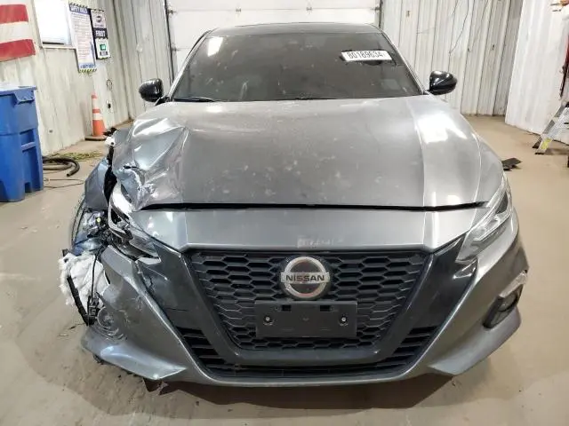2022 NISSAN ALTIMA SR  