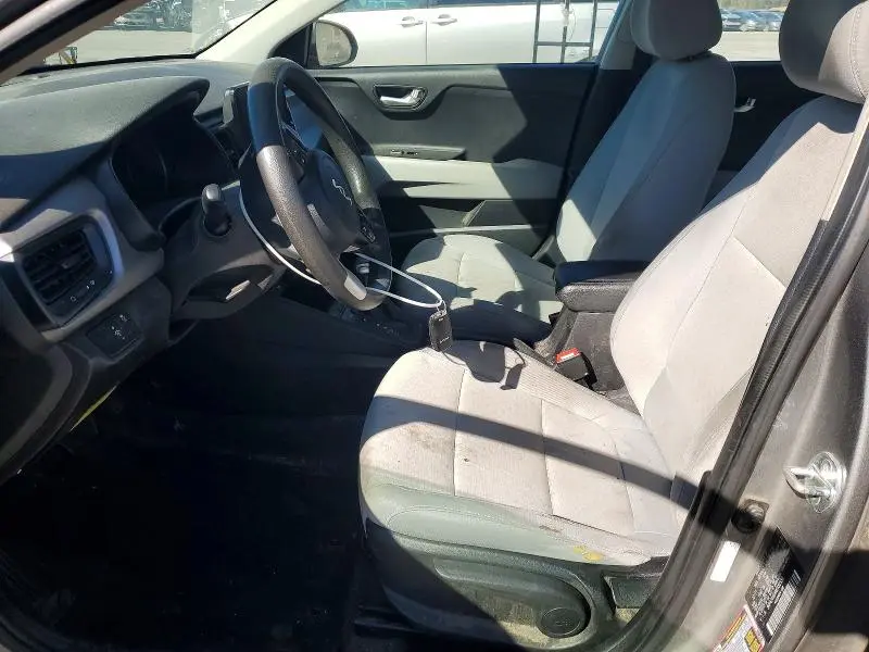 2022 KIA RIO LX  