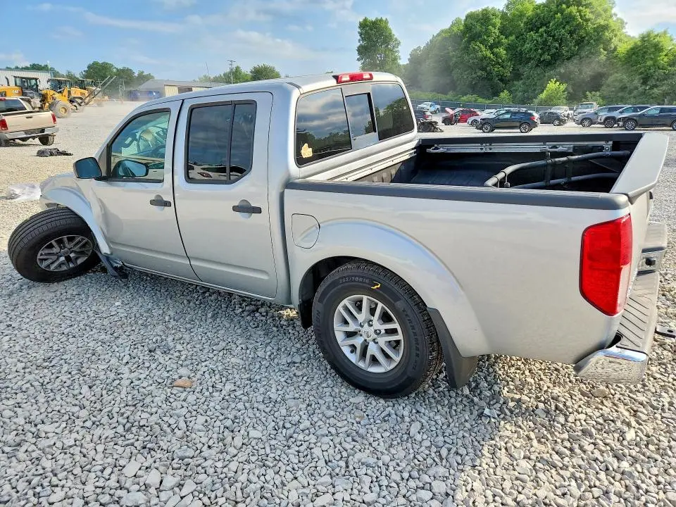 2016 NISSAN FRONTIER SV  