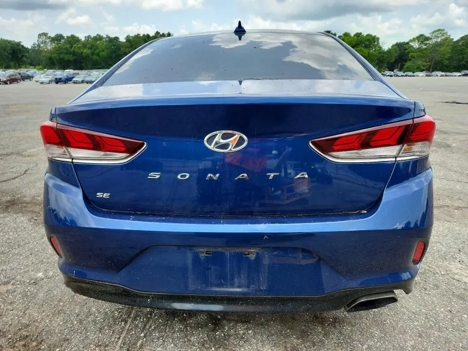 2018 HYUNDAI SONATA SE  