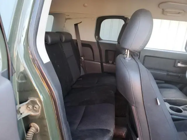 2010 TOYOTA FJ CRUISER   