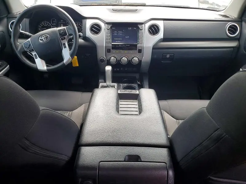 2021 TOYOTA TUNDRA SR5  