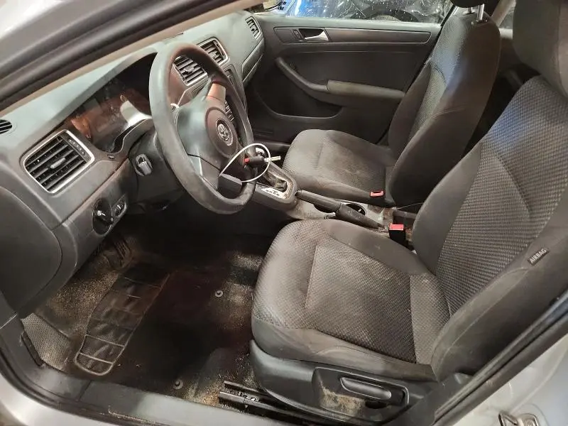 2012 VOLKSWAGEN JETTA BASE  