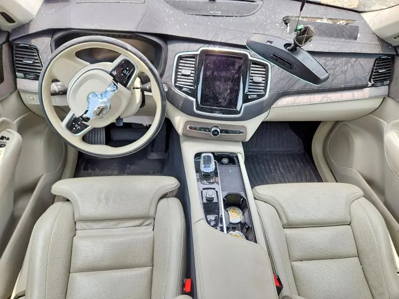 2022 VOLVO XC90 T8 RECHARGE INSCRIPTION  