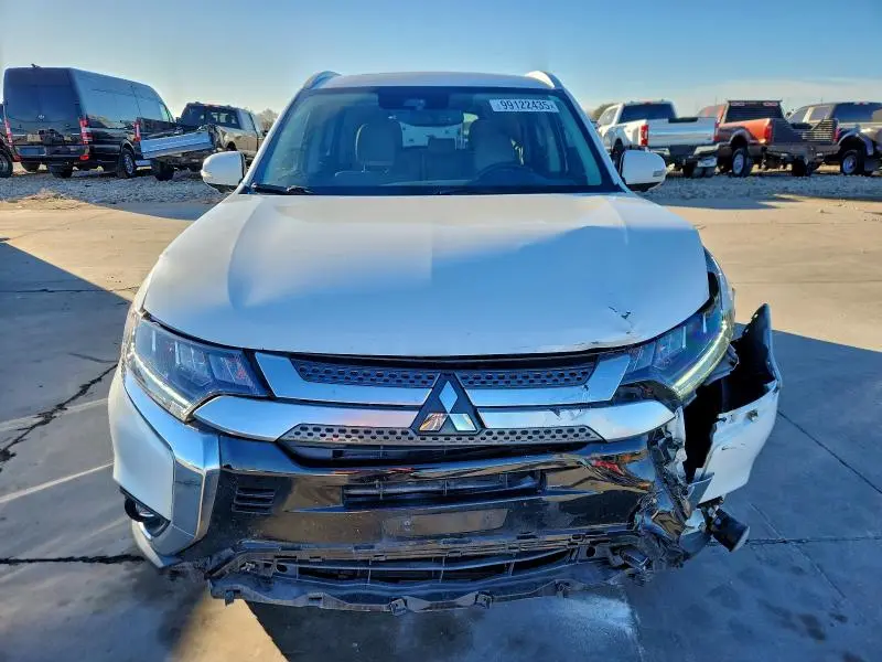 2020 MITSUBISHI OUTLANDER SE  