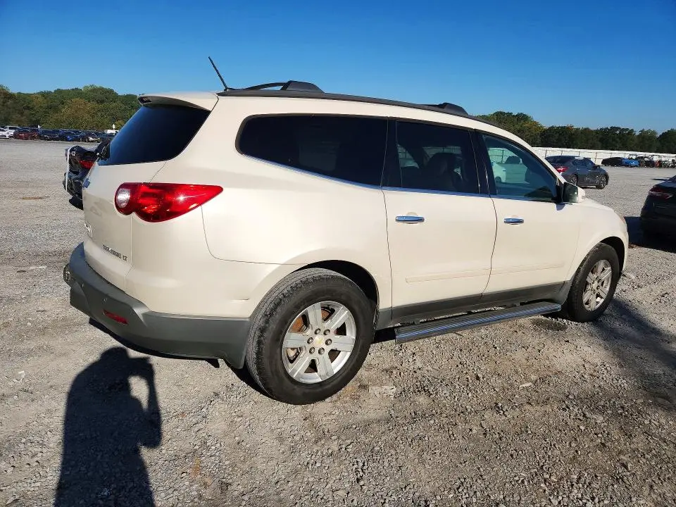 2012 CHEVROLET TRAVERSE LT  