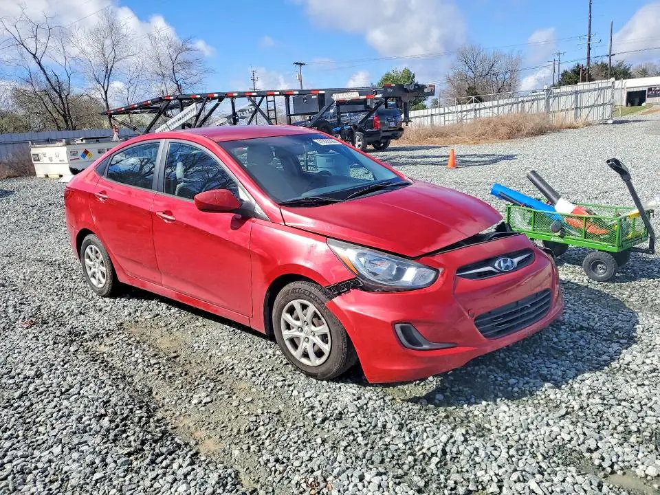 2014 HYUNDAI ACCENT GLS  