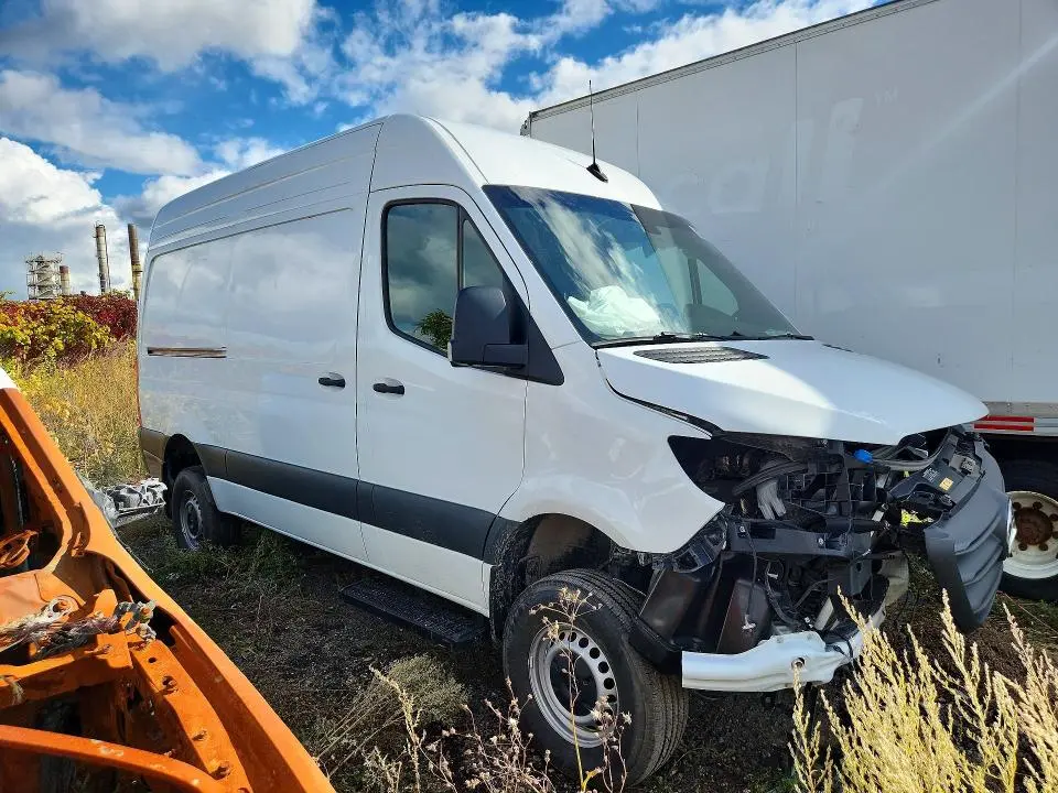 2024 MERCEDES-BENZ SPRINTER 2500  