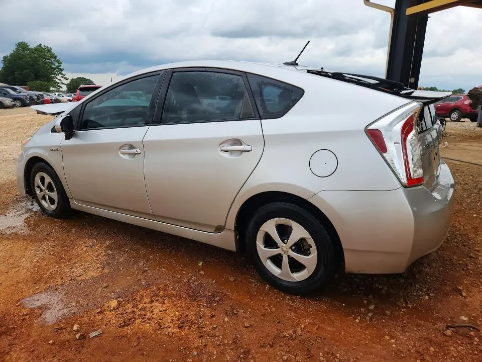 2012 TOYOTA PRIUS THREE  