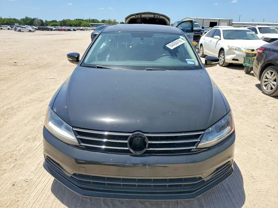2017 VOLKSWAGEN JETTA SE  