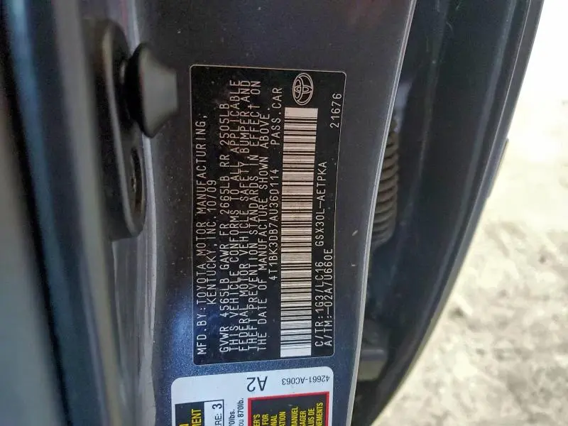 2010 TOYOTA AVALON XL  