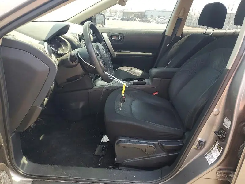 2012 NISSAN ROGUE S  
