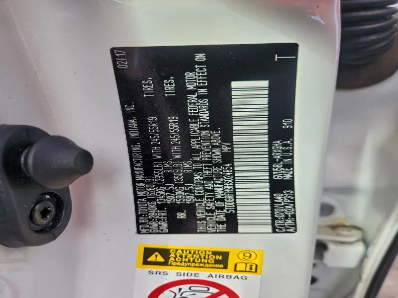 2017 TOYOTA HIGHLANDER HYBRID LIMITED  