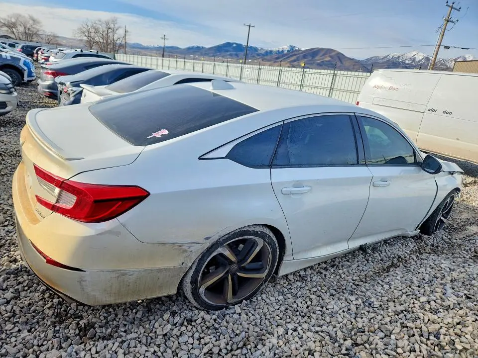 2018 HONDA ACCORD SPORT  