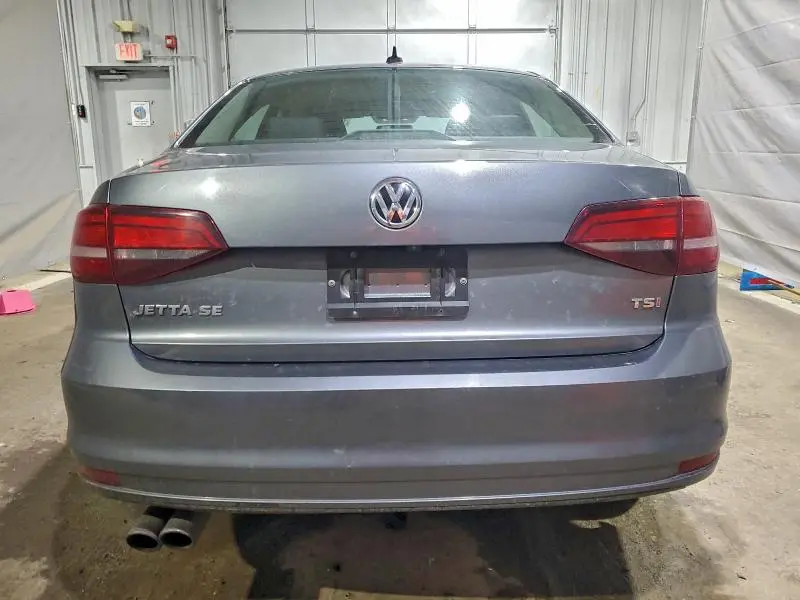 2017 VOLKSWAGEN JETTA SE  