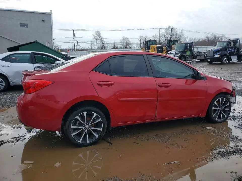 2018 TOYOTA COROLLA SE  