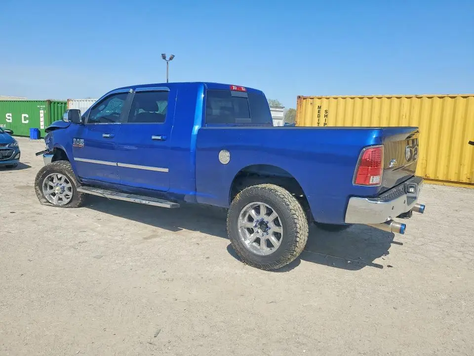 2015 RAM 2500 SLT  