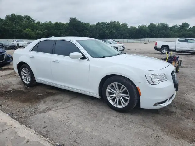 2017 CHRYSLER 300 LIMITED  