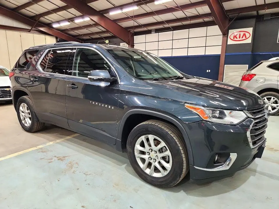 2019 CHEVROLET TRAVERSE LT  