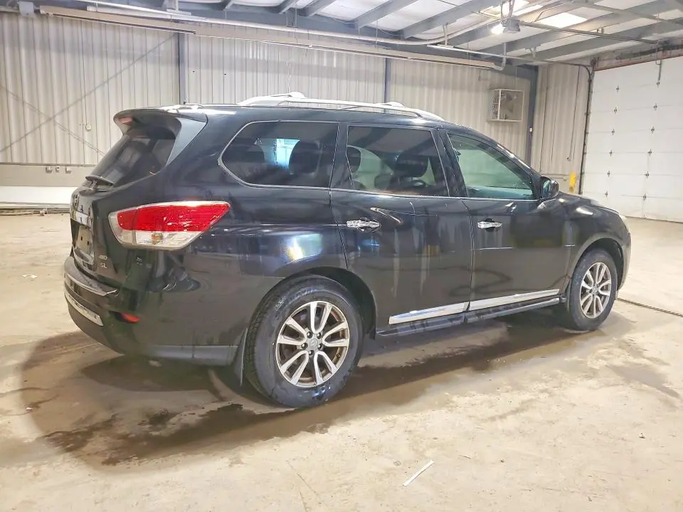 2014 NISSAN PATHFINDER SL  