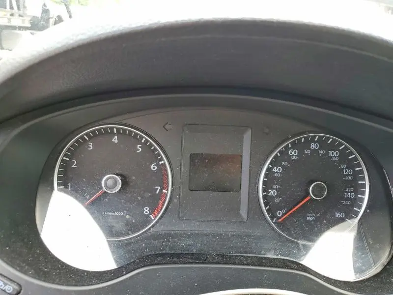 2012 VOLKSWAGEN JETTA   