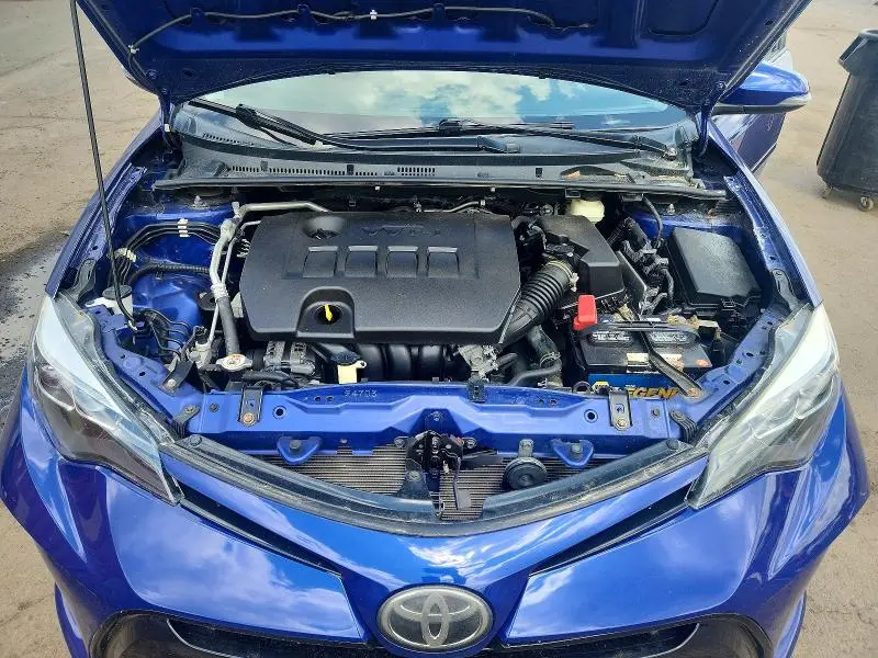2017 TOYOTA COROLLA SE  