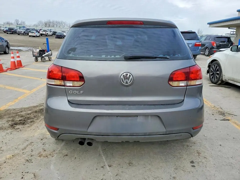 2011 VOLKSWAGEN GOLF   