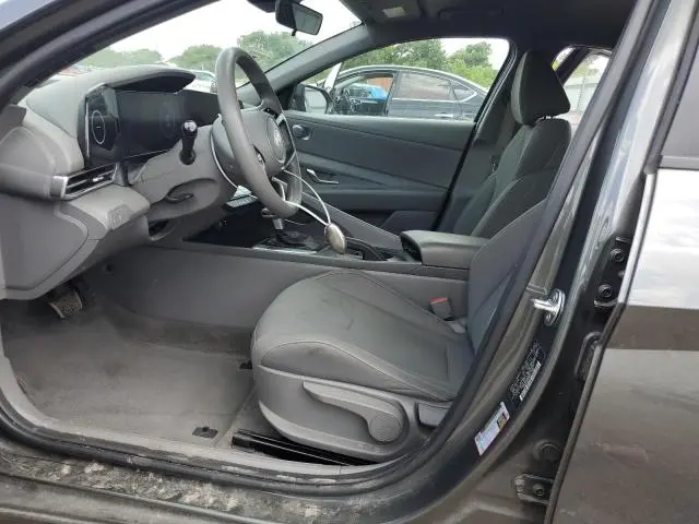 2024 HYUNDAI ELANTRA SEL  