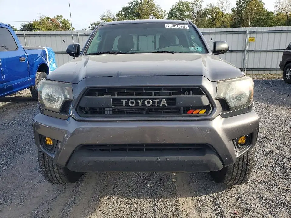 2015 TOYOTA TACOMA BASE  
