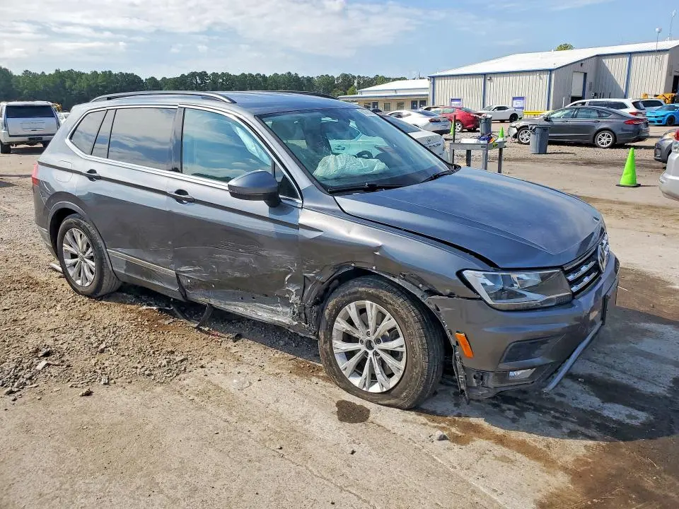 2018 VOLKSWAGEN TIGUAN SE  