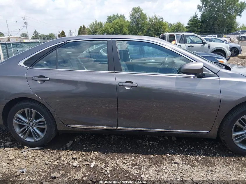 2017 TOYOTA CAMRY SE
