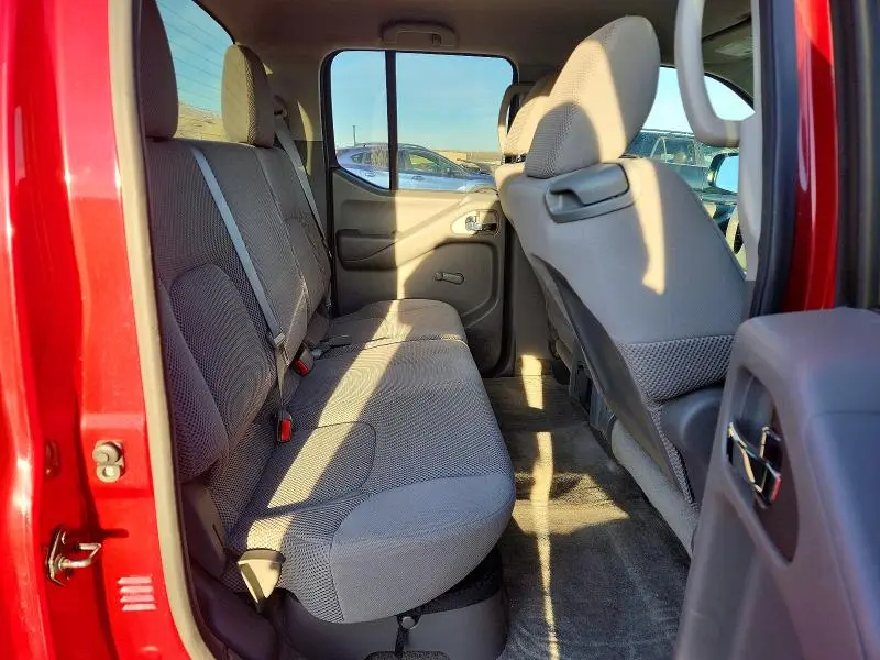 2012 NISSAN FRONTIER S  