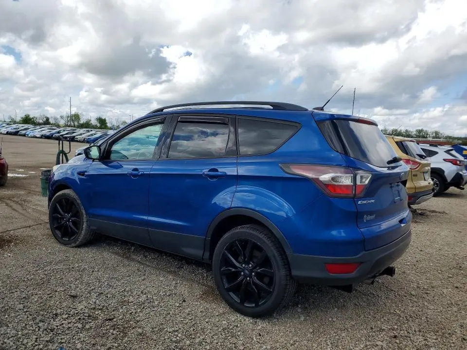 2017 FORD ESCAPE SE  