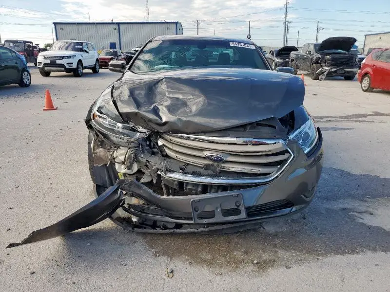 2018 FORD TAURUS SEL
