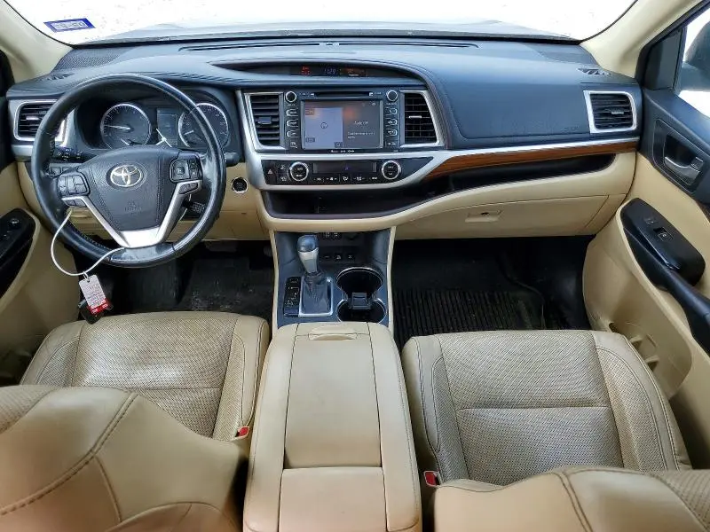 2017 TOYOTA HIGHLANDER LIMITED PLATINUM  