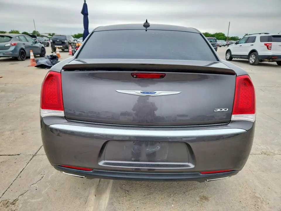 2019 CHRYSLER 300 TOURING  