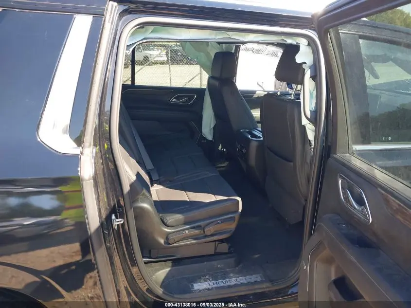 2023 CHEVROLET SUBURBAN 2WD LT