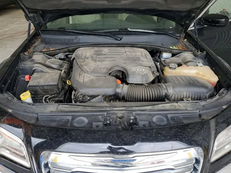 2013 CHRYSLER 300   