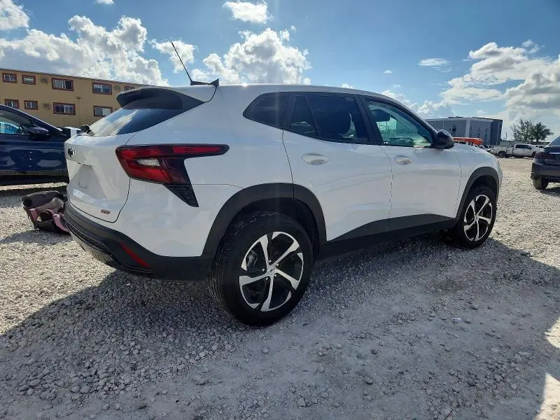 2024 CHEVROLET TRAX 1RS  