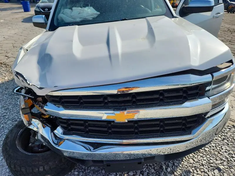 2017 CHEVROLET SILVERADO C1500 LT  