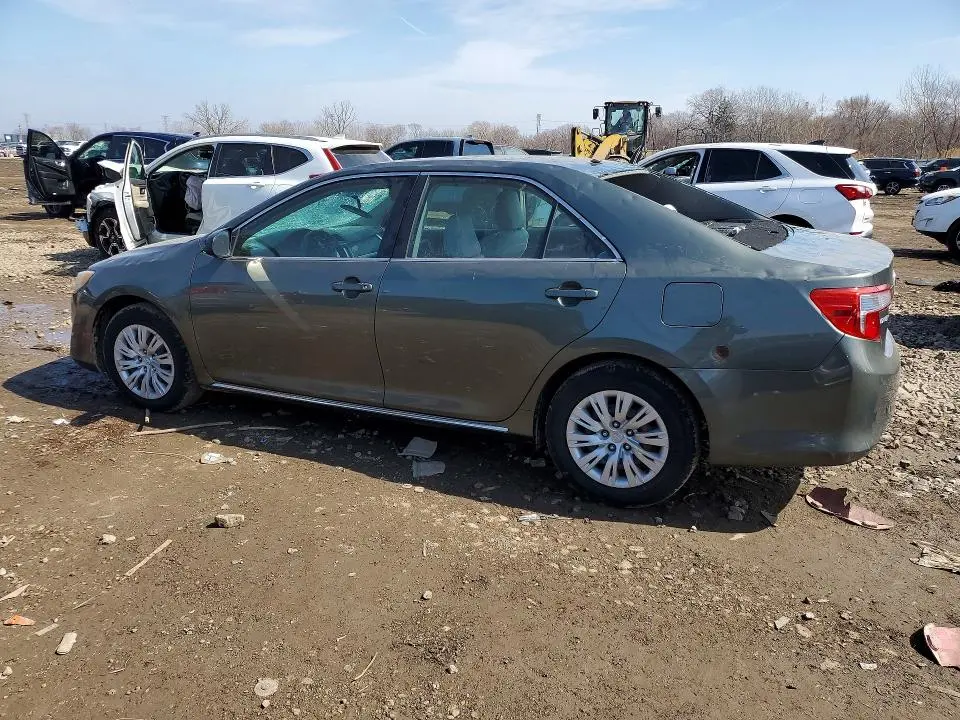2012 TOYOTA CAMRY LE  