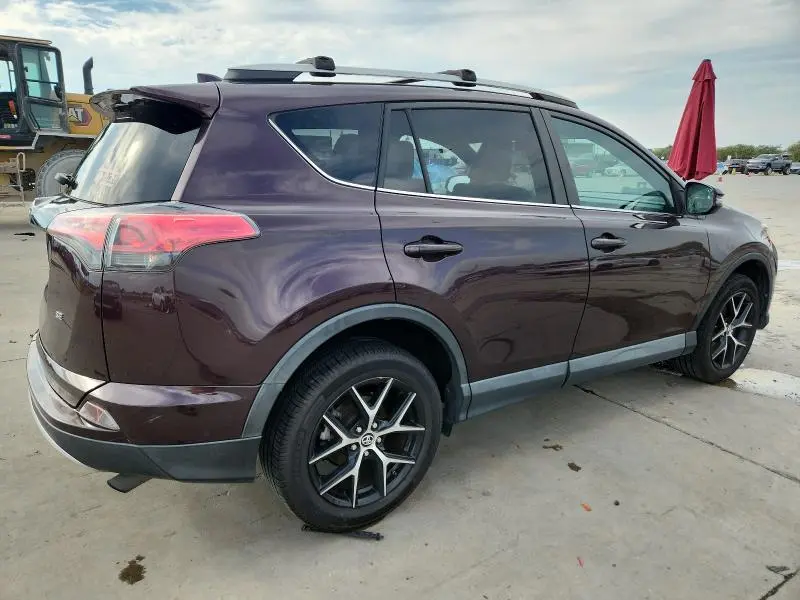 2016 TOYOTA RAV4 SE  